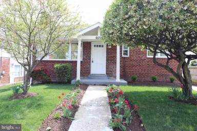 Main picture of 8109 Riggs Rd