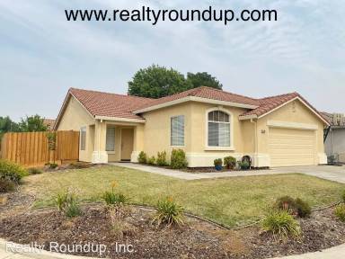 Main picture of 8340 Lake Willow Way