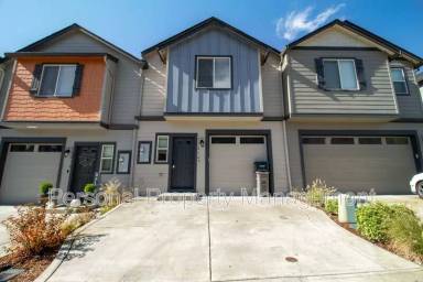 Main picture of 11208 NE 14th Ct