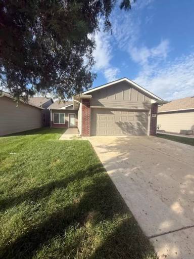 Main picture of 2622 W 55th St N