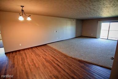 Main picture of 3600 S Sycamore Ave
