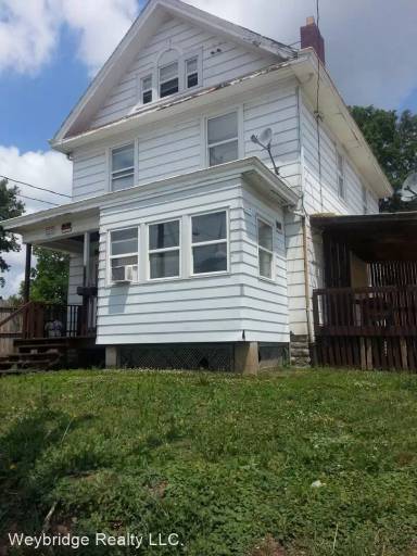 Main picture of 4426 Glenway Ave