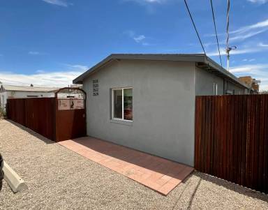 Main picture of 3522 E Bellevue St