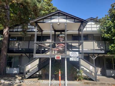 Main picture of 851 W 5th Ave