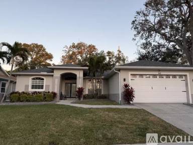 Main picture of 165 Brookside Ct