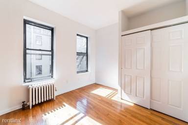 Main picture of 174 Thompson St