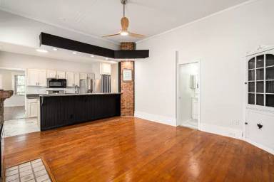 Main picture of 1432 Rufer Ave