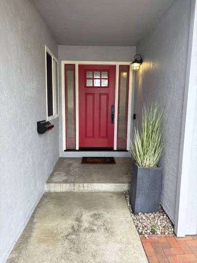 Main picture of 217 Southwind Dr