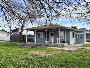 Main picture of 3320 Concord Ave