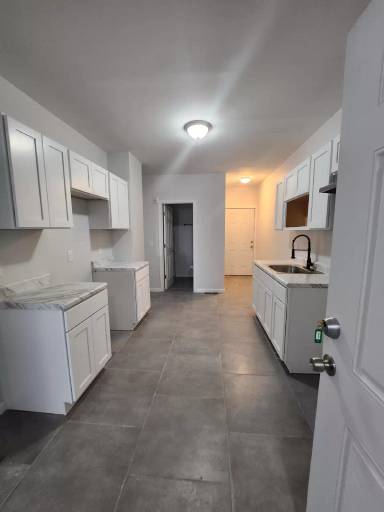 Main picture of 370 Olive St