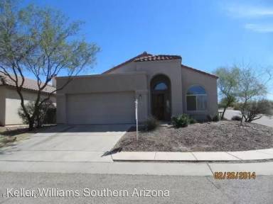 Main picture of 10810 E Watershed Dr