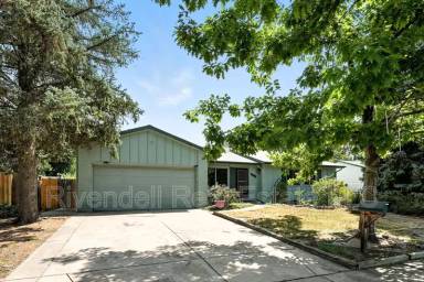 Main picture of 11154 E Ohio Pl