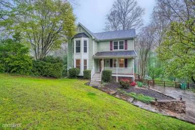 Main picture of 143 Aspen Ct