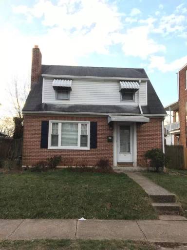 Main picture of 729-731 W Poplar St