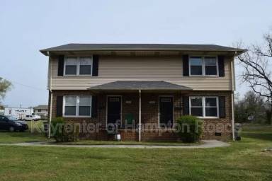 Main picture of 215 Settlers Landing Rd