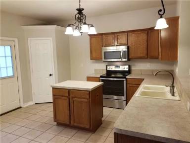 Main picture of 6614 Bauer Dr