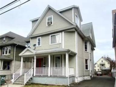 Main picture of 146 Poplar St