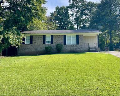 Main picture of 2721 Somerton Dr