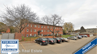 Main picture of 100 Grandview Ct