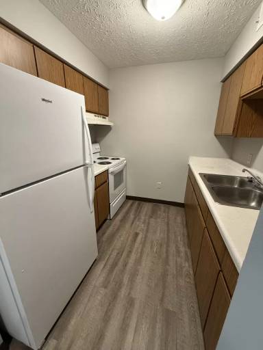 Main picture of 131 N Maple St