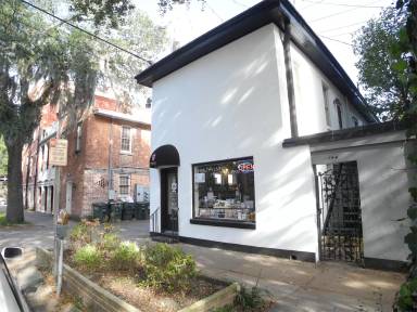 Main picture of 140 Abercorn St