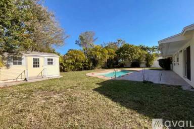 Main picture of 2422 Nottingham Rd