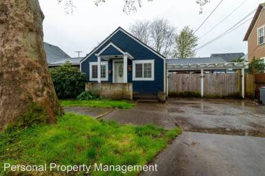Main picture of 403 W McLoughlin Blvd