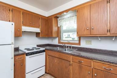 Main picture of 1518 10th Ave SE - 3