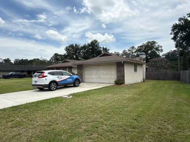 Main picture of 210 SE 53rd Ct