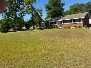 Main picture of 4412 Coventry Rd
