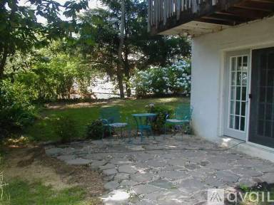 Main picture of 3825 S Shore Dr