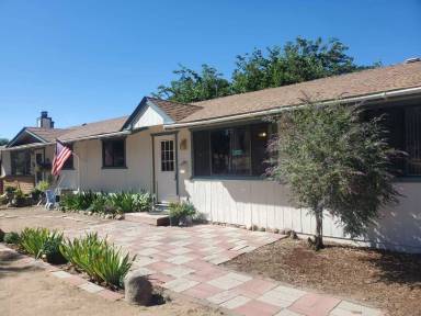 Main picture of 2125 Brenda Way