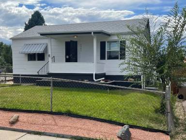 Main picture of 5301 Meade St