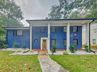Main picture of 2722 Hayden Dr