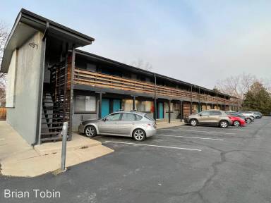 Main picture of 5840 Carr St