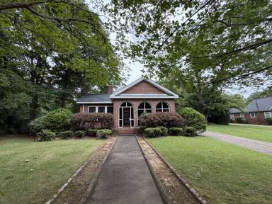 Main picture of 1012 Fitzpatrick Ave