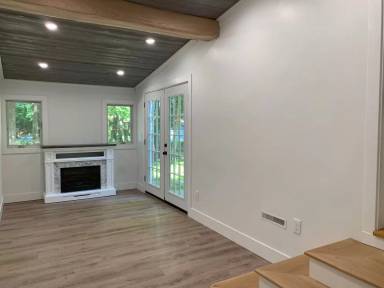 Main picture of 1 Hanson Dr