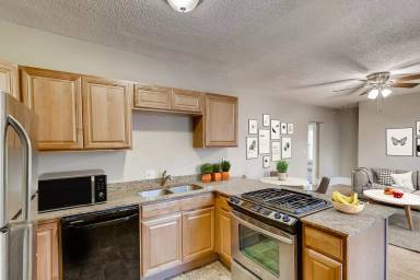 Main picture of 3132 Hennepin Ave