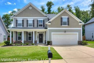 Main picture of 712 Coventry Ave