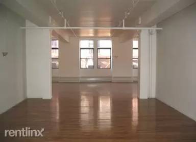 Main picture of 213 Taaffe Place