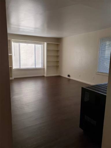 Main picture of 265 Northwest 4th Street