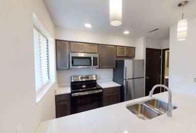 Main picture of 211 S Sheldon Ave