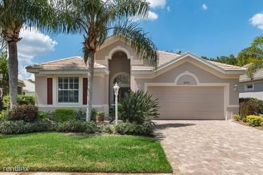 Main picture of 8326 Whispering Woods Ct