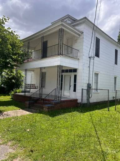 Main picture of 510 S Main St