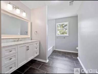Main picture of 626 Pine Knoll Ct