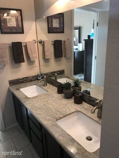 Main picture of 4721 W Sleepydale Ct