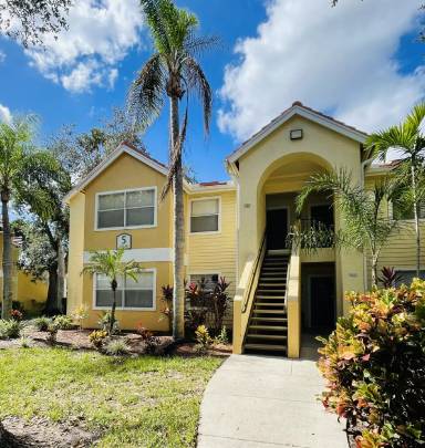 Main picture of 12540 Equestrian Cir