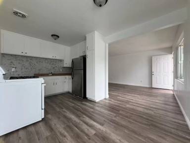 Main picture of 2612 Hornblend St