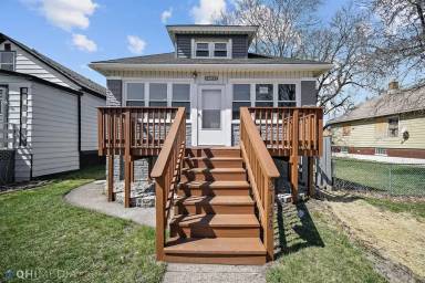 Main picture of 2134 Atchison Ave
