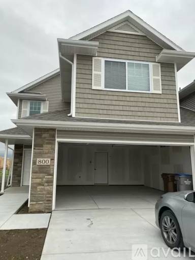 Main picture of 805 W Desert Vis